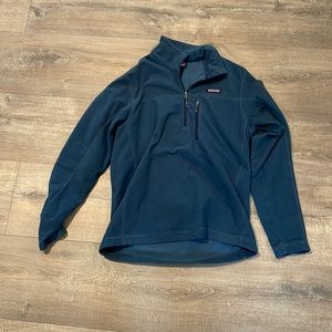 Patagonia quarter zip pullover
